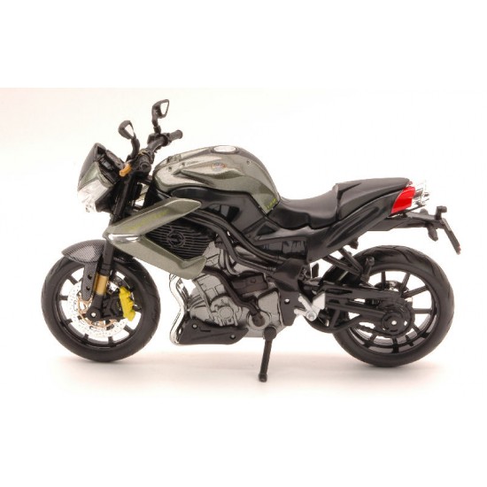 Maisto 1/12 Benelli Tornado Naked TRE Titanium – Detailgetreues Motorrad-Modell Im Maßstab